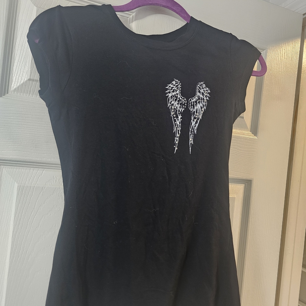Zenana Outfitters Black Tee with White Angel Wings